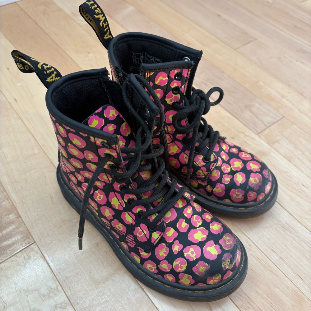 DR MARTENS girls 1460 Pink Leopard Hydro Leather Boots 12